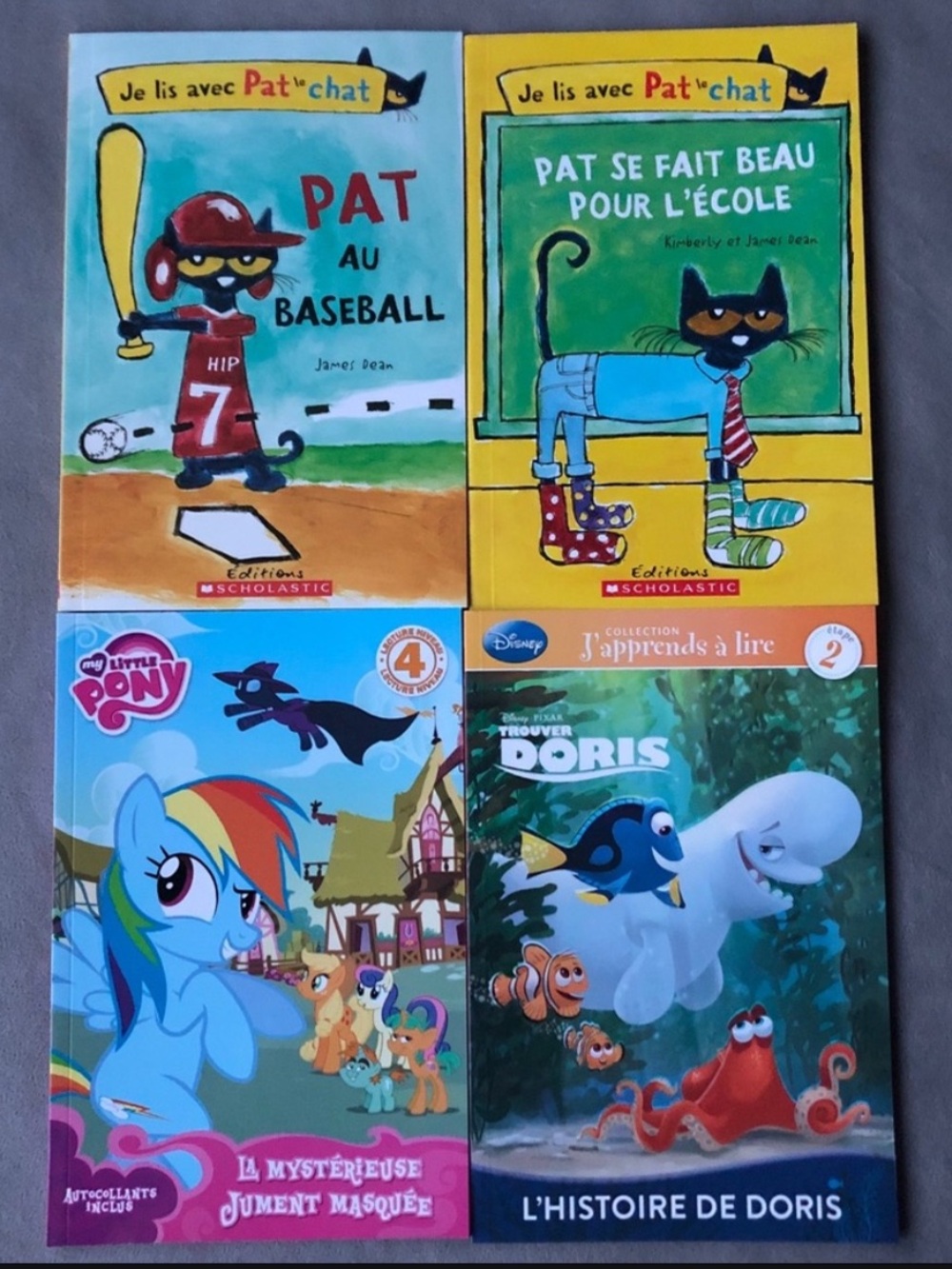 FRENCH ~ Set of 4 ~ Elementary Readers ~ Brand New!